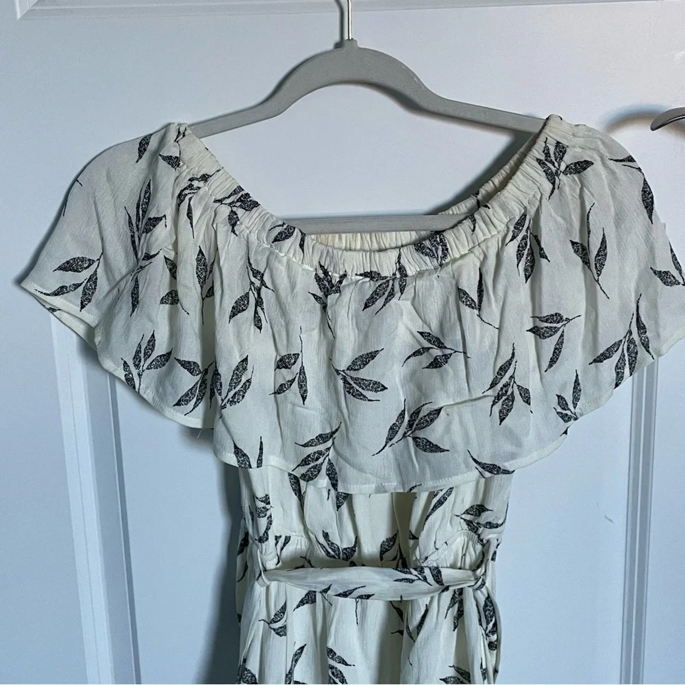 Baltic Born Leaf Print Off Shoulder Maxi Dress 18964 - Picture 7 of 14